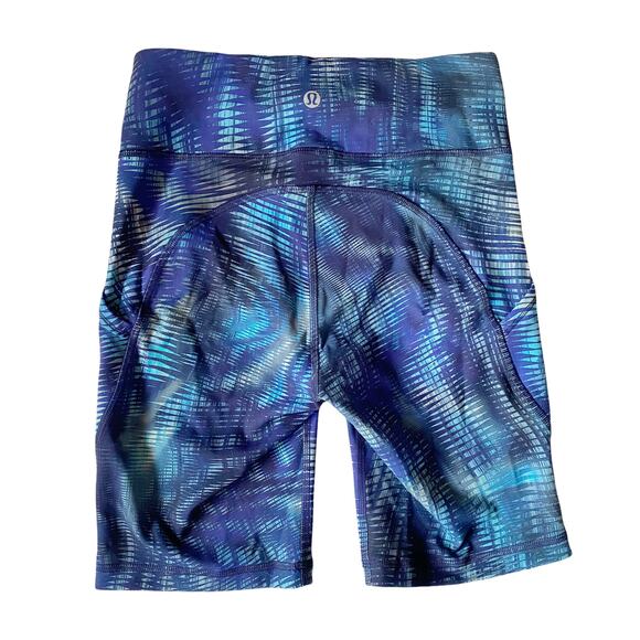 NWT Lululemon Invigorate High-Rise Short 8" - Shapeshifter Flux Blue Multi - 4 - Picture 3 of 9